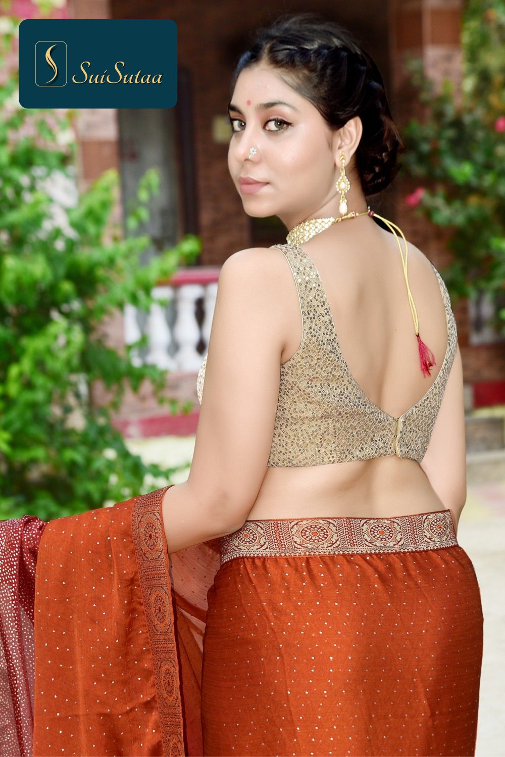 Sleeveless Blouse