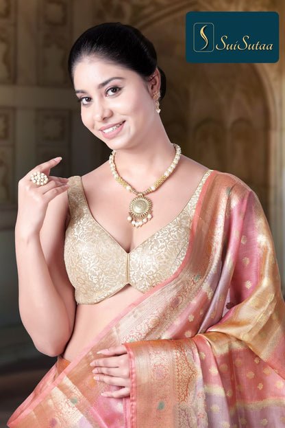 Sleeveless blouse