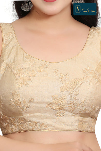 Sleeveless blouse