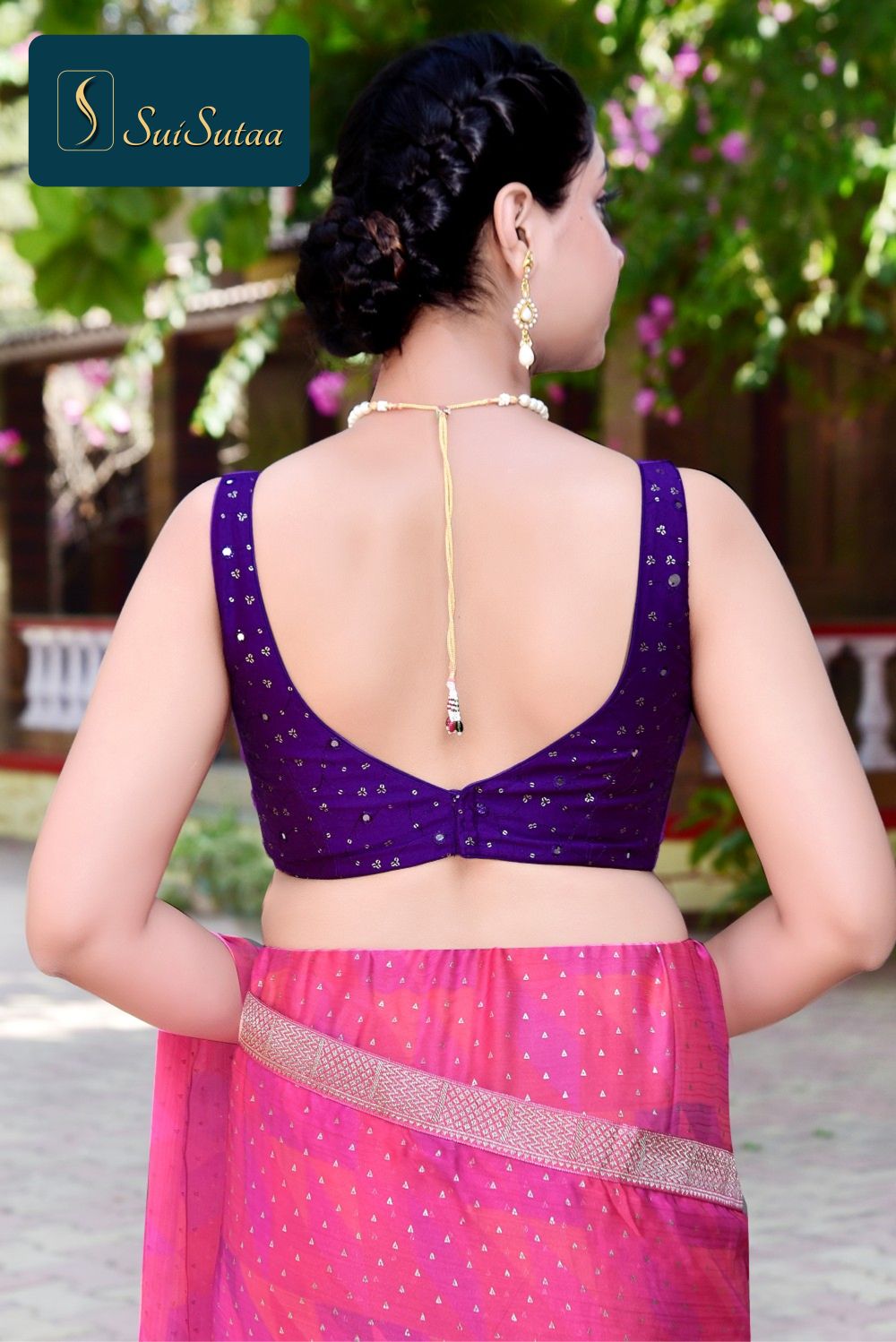 Sleeveless blouse